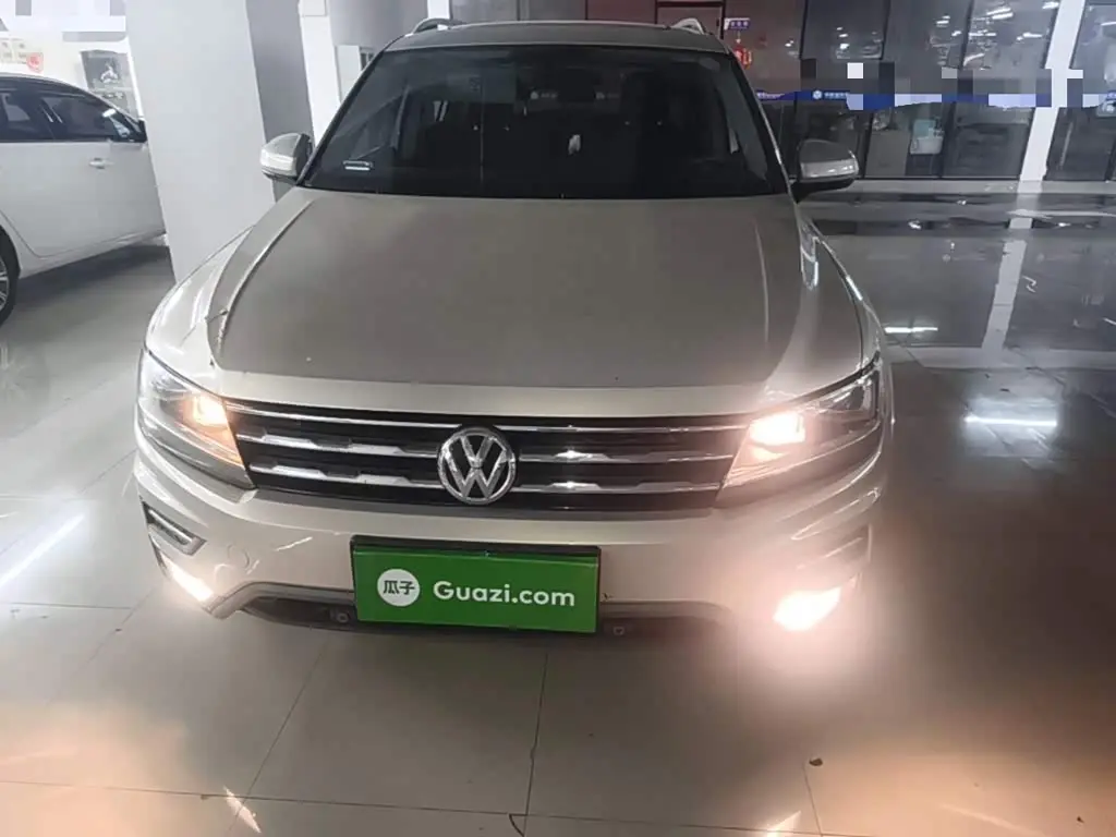 Volkswagen Tiguan L 2019 — Фото 3/20