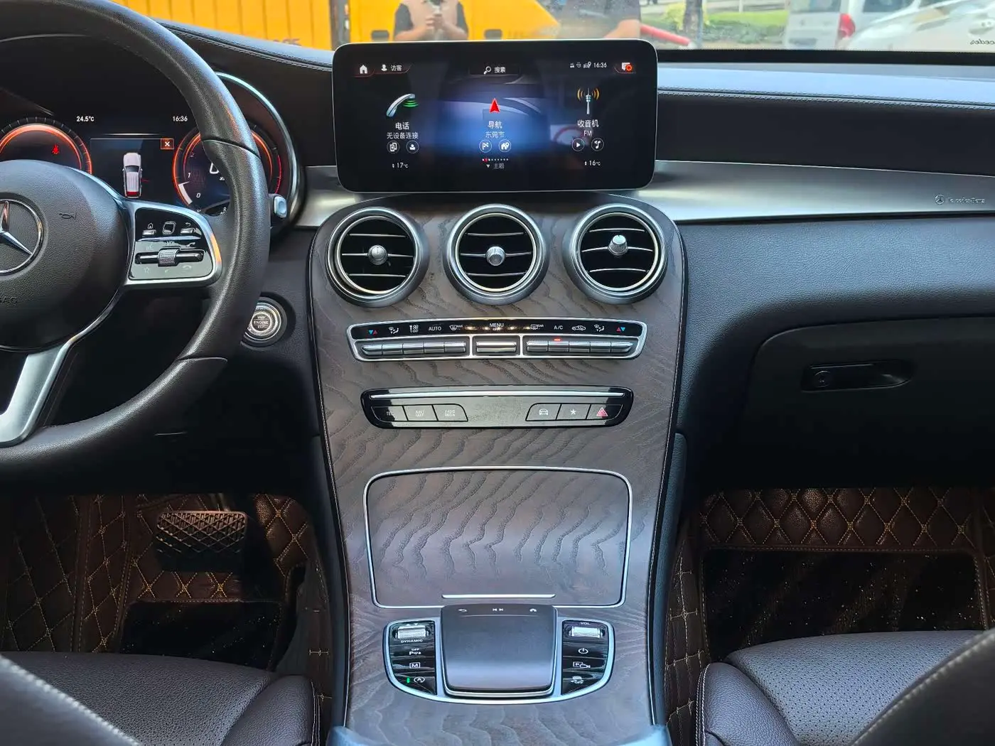 Mercedes-Benz GLC 2022 — Şəkil 11/19