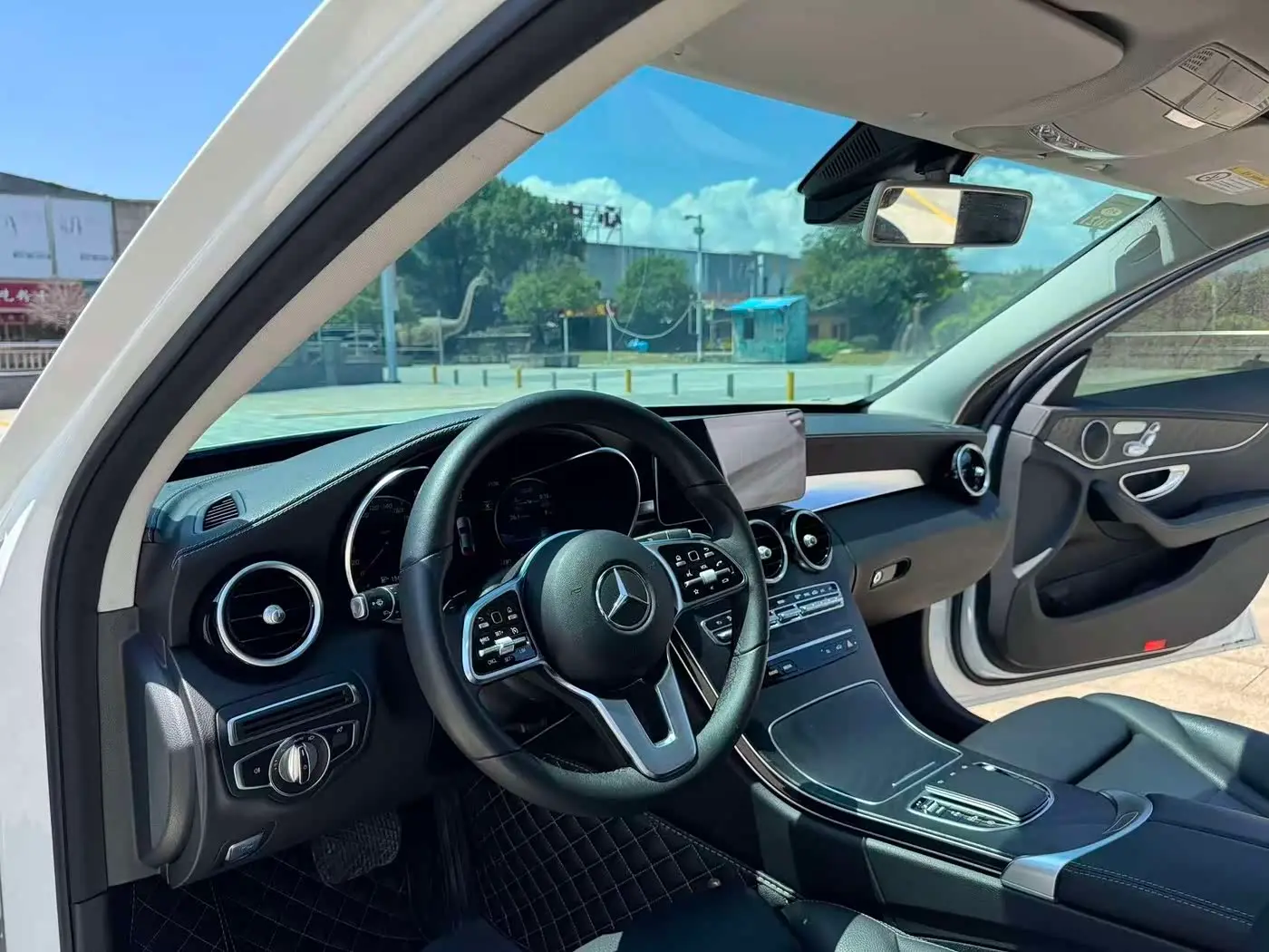Mercedes-Benz C-Class 2019 — Фото 11/20