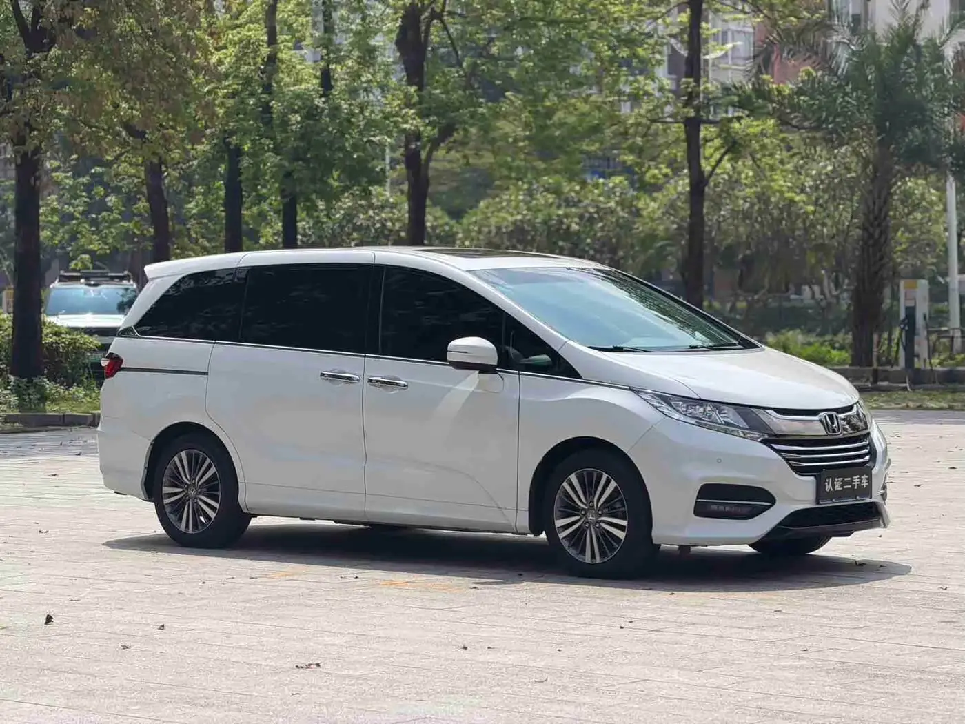 Honda Odyssey 2018 — Şəkil 3/9