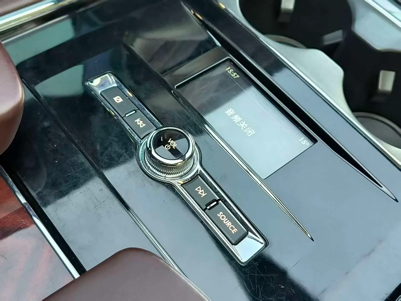 Lincoln Navigator 2021 — Photo 15/20