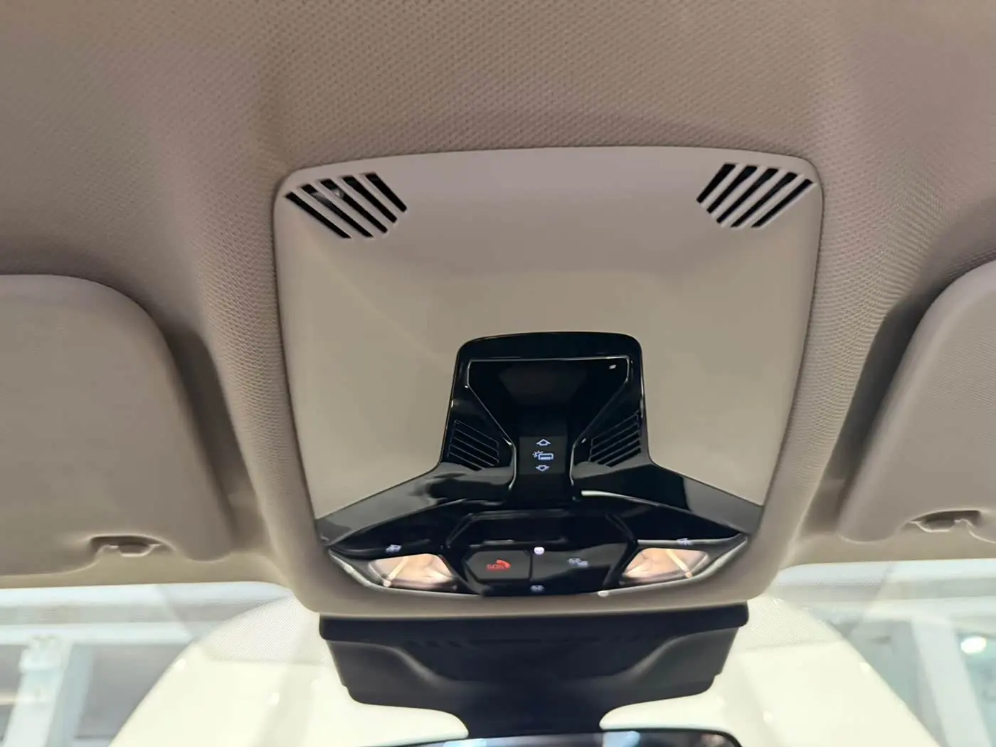 BMW X1 2023 — Photo 16/20
