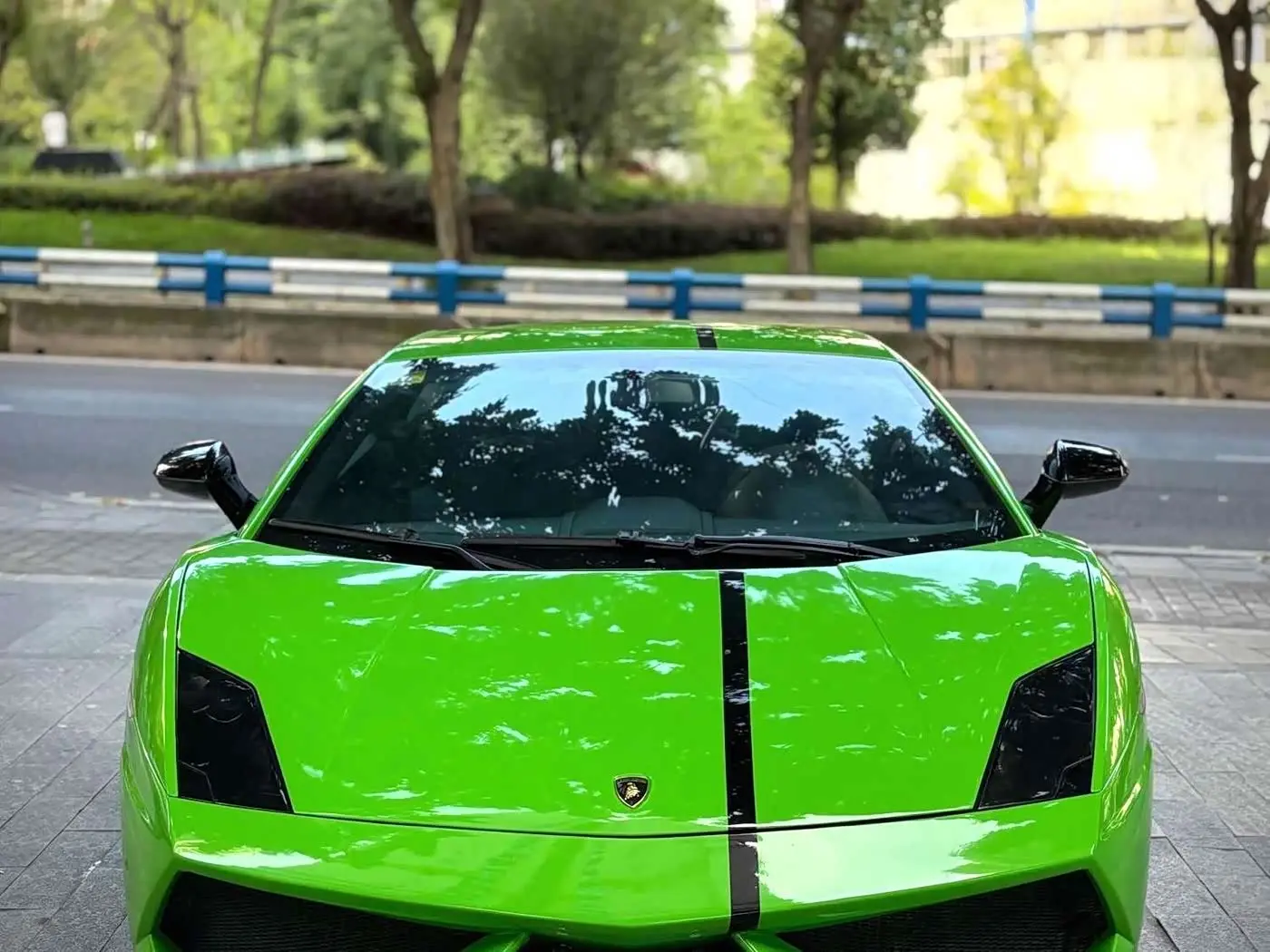 Lamborghini Gallardo 2012 — ფოტო 2/13