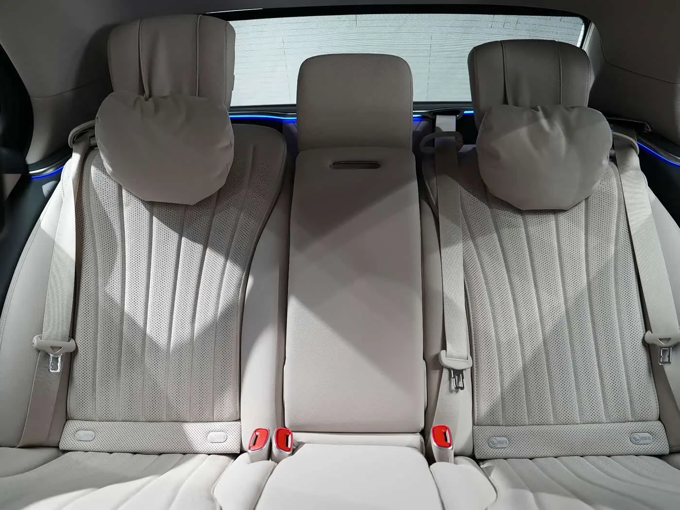 Mercedes-Benz S-Class 2024 — Фото 17/20