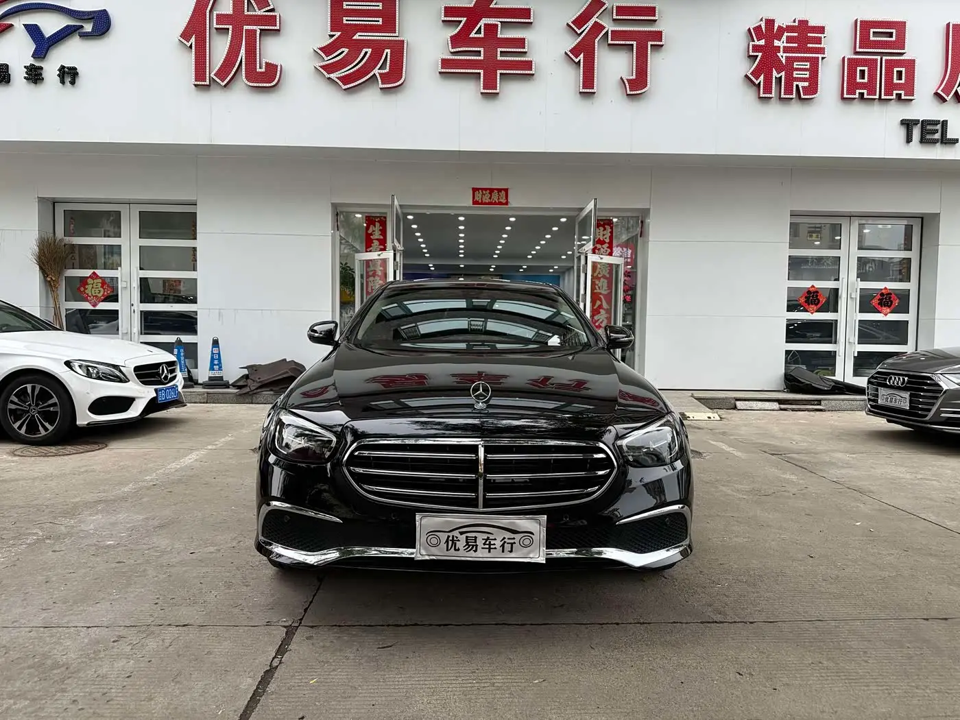 Mercedes-Benz E-Class 2023 — Фото 2/17