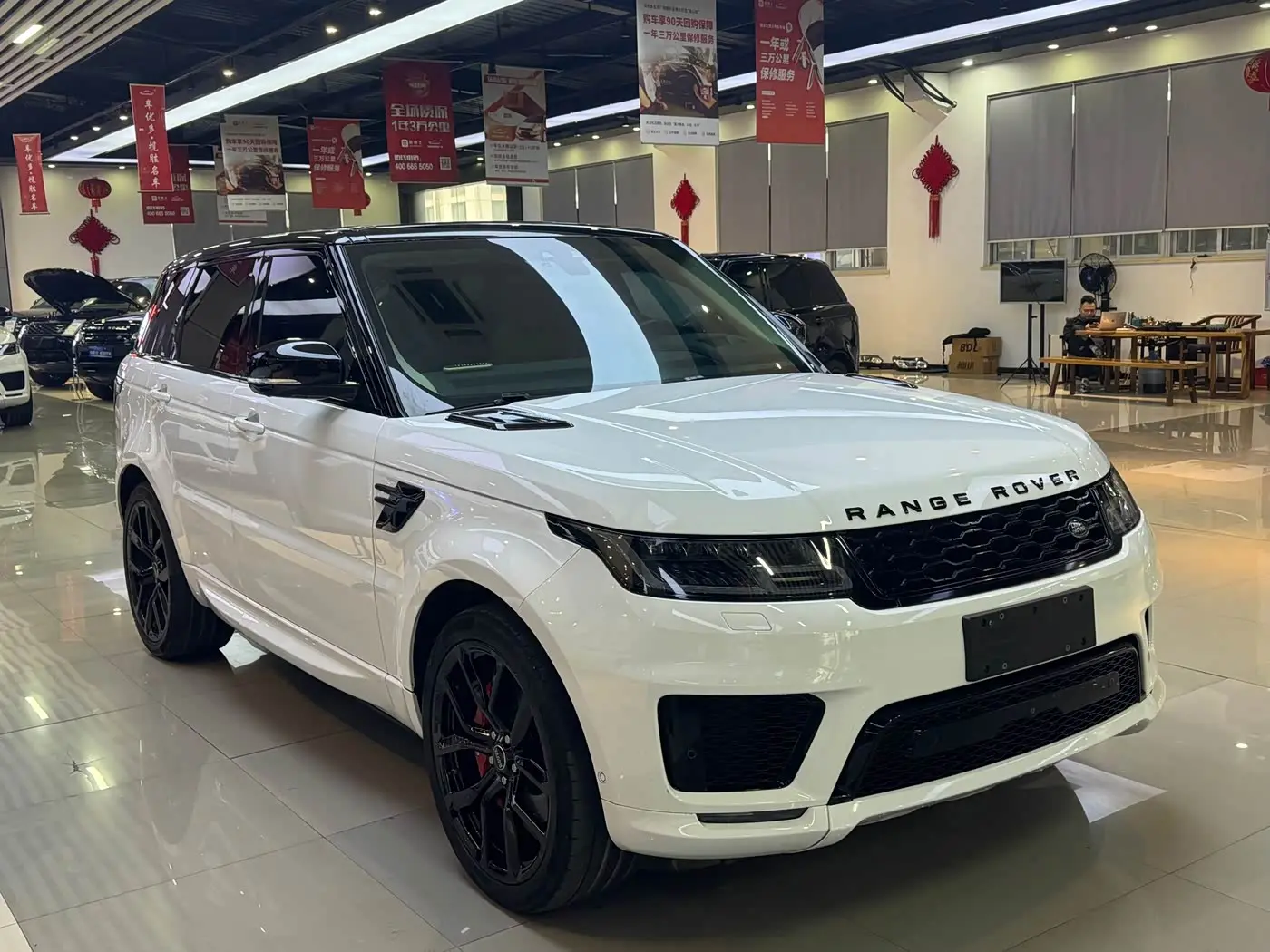 Land Rover Range Rover Sport 2021 — Фото 13/13