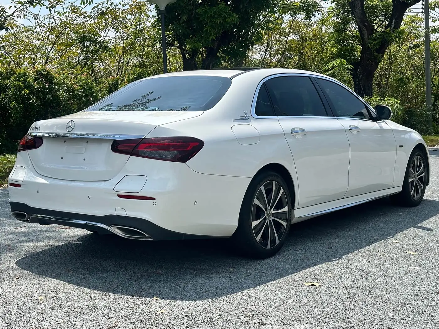 Mercedes-Benz E-Class New Energy 2021 — Photo 4/17