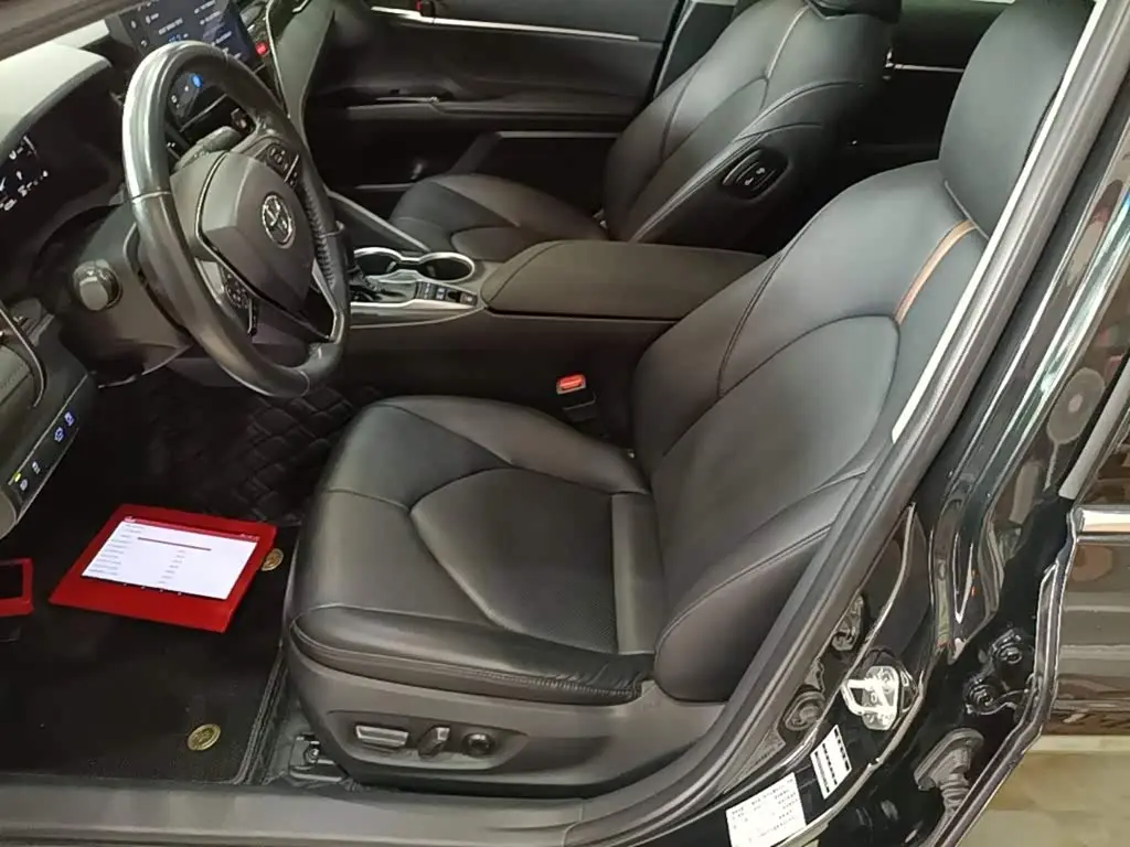 Toyota Camry 2024 — Şəkil 8/20