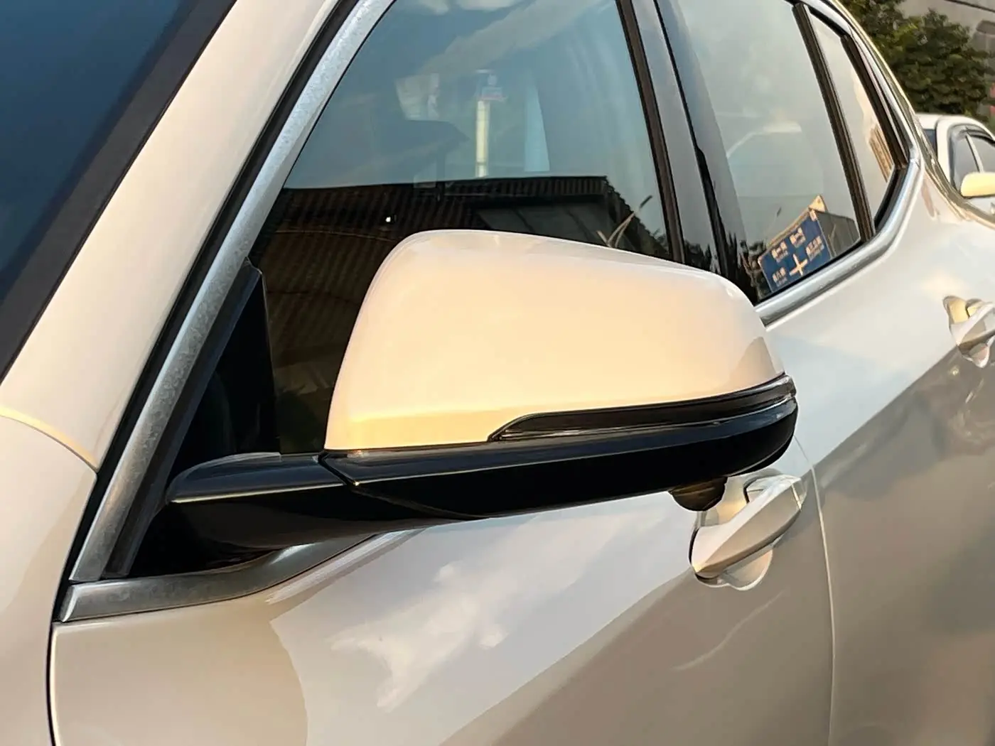 BMW X2 2020 — Фото 16/20