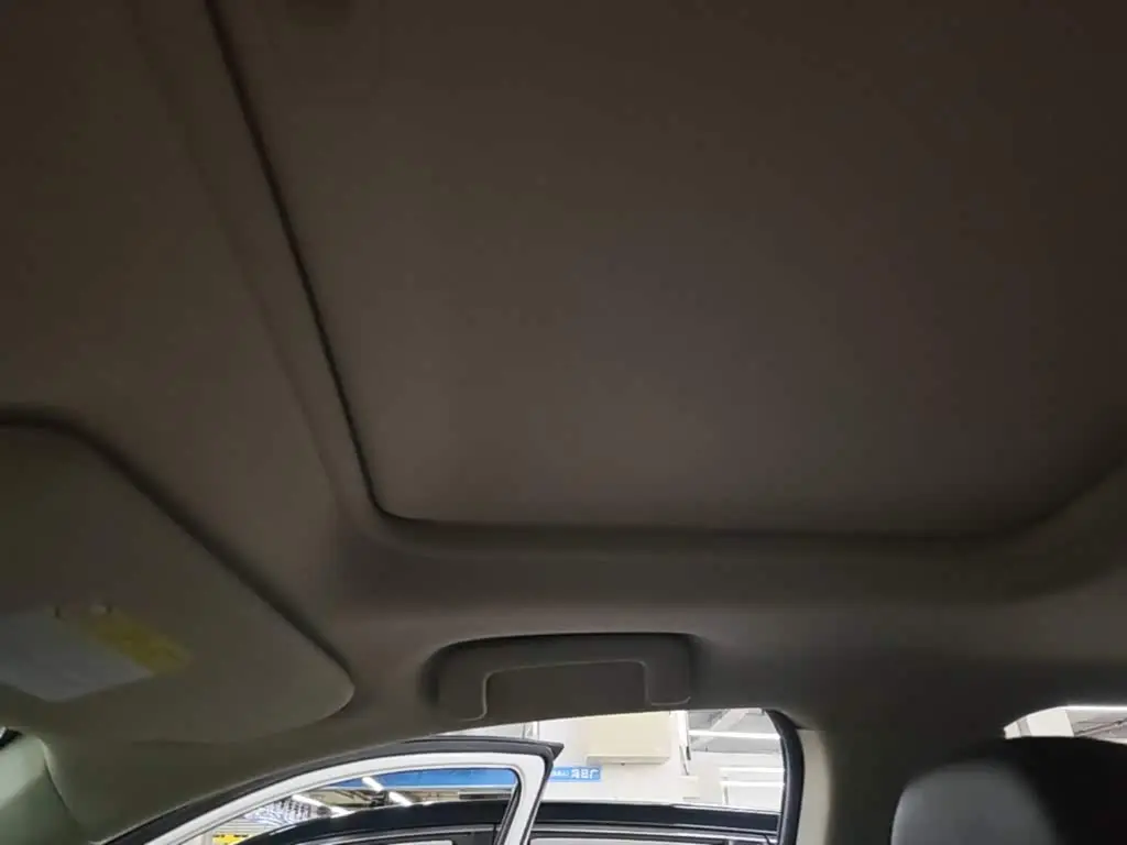 Mitsubishi Outlander 2021 — Photo 18/20