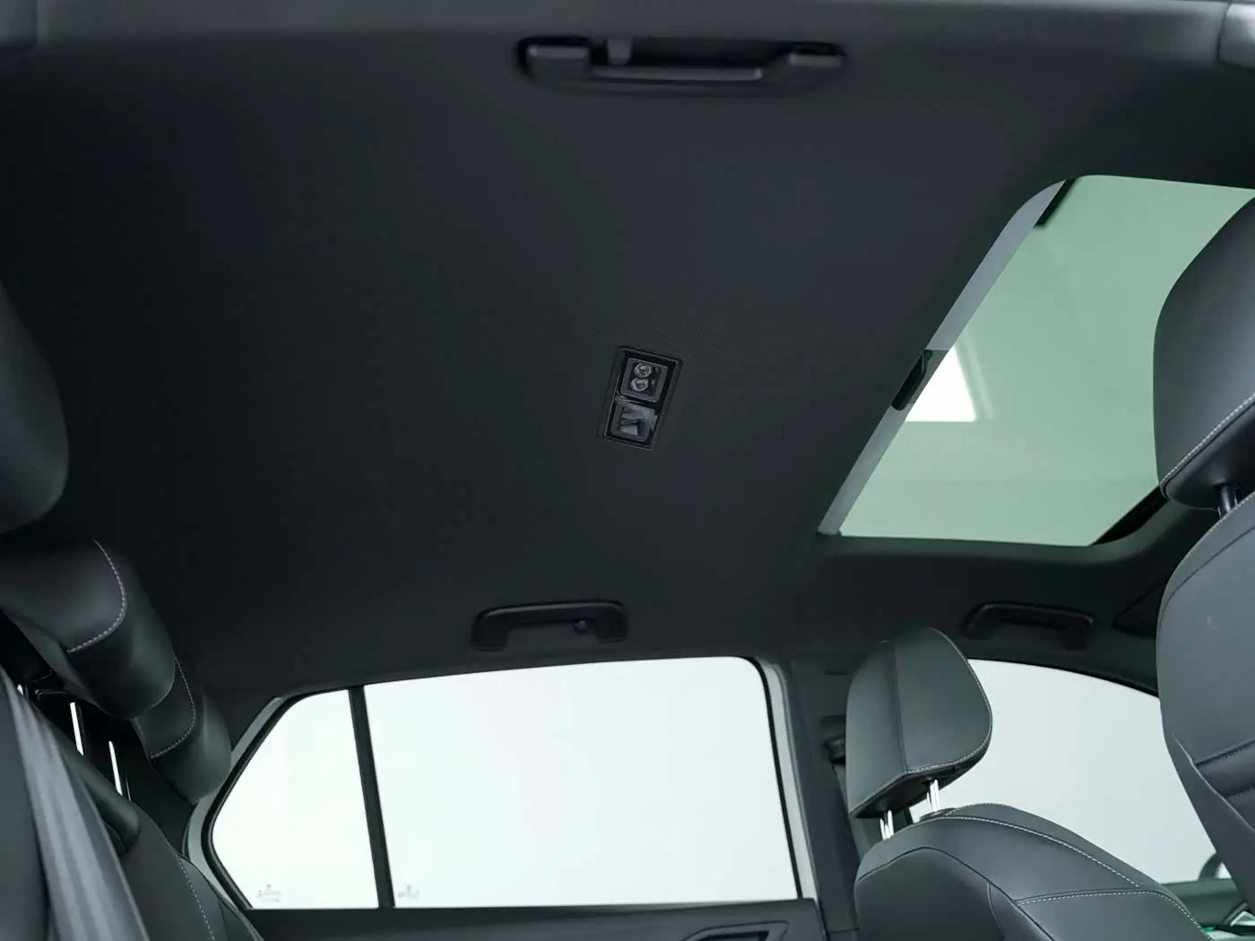 Volkswagen Golf 2021 — Şəkil 16/20