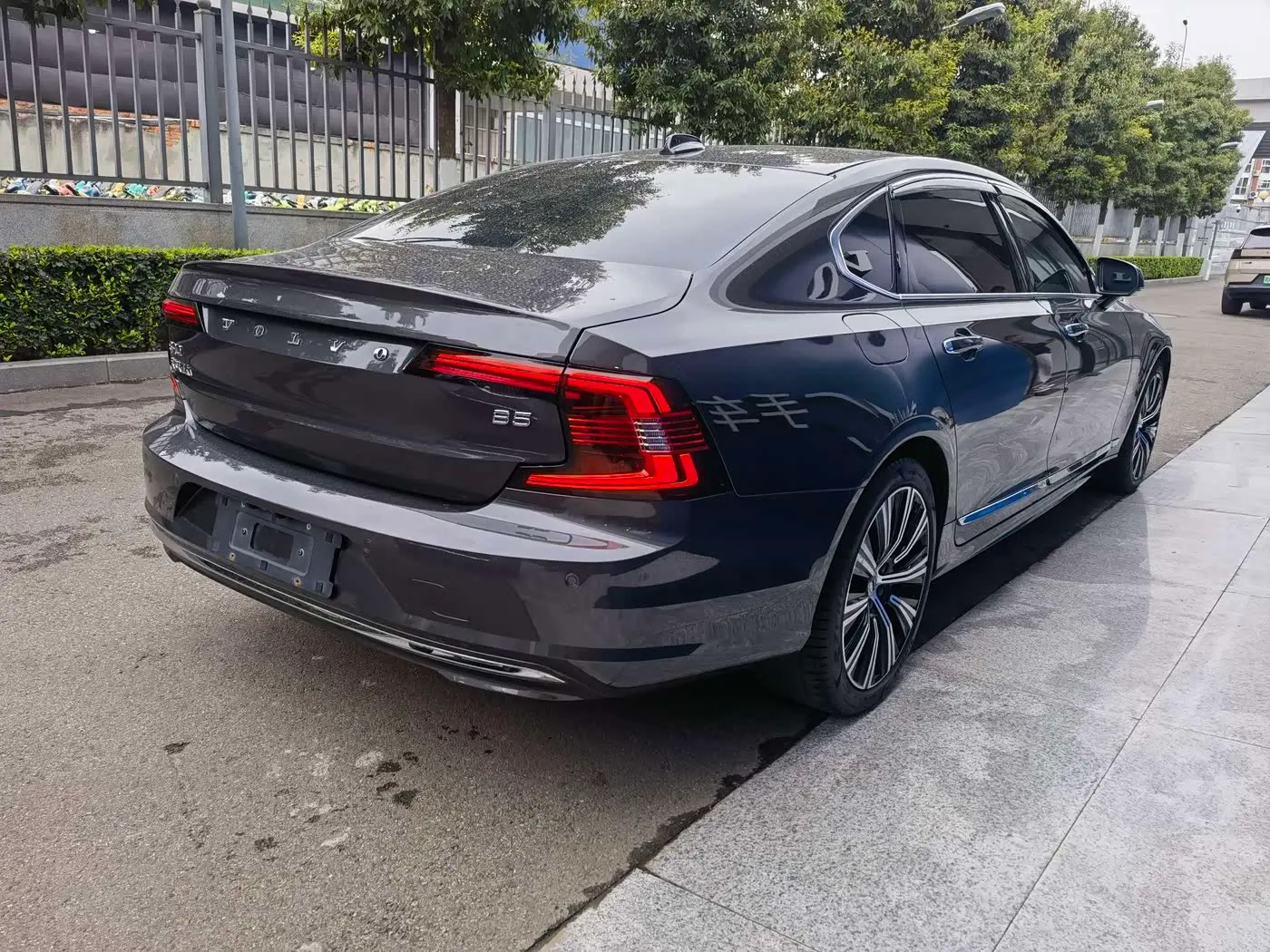 Volvo S90 2023 — Фото 5/20