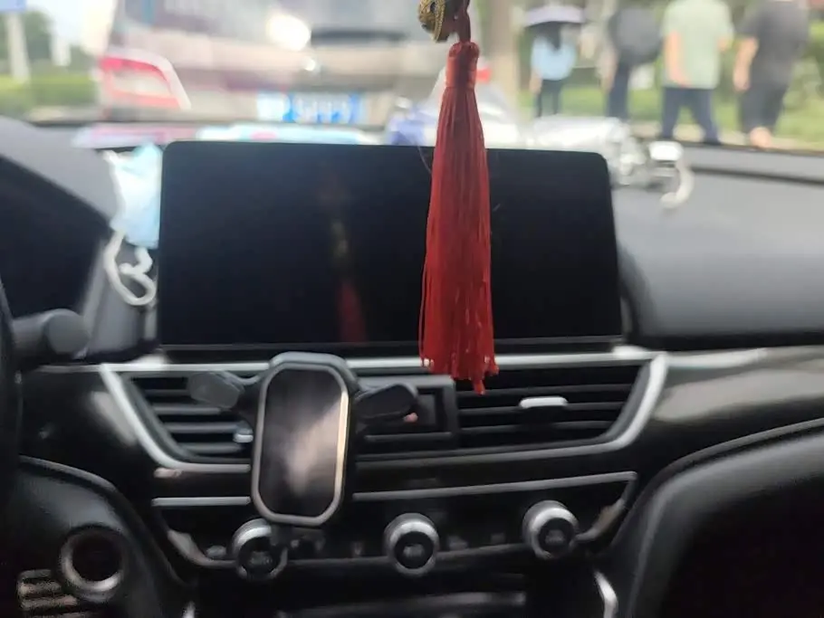Honda Accord 2022 — Photo 13/16