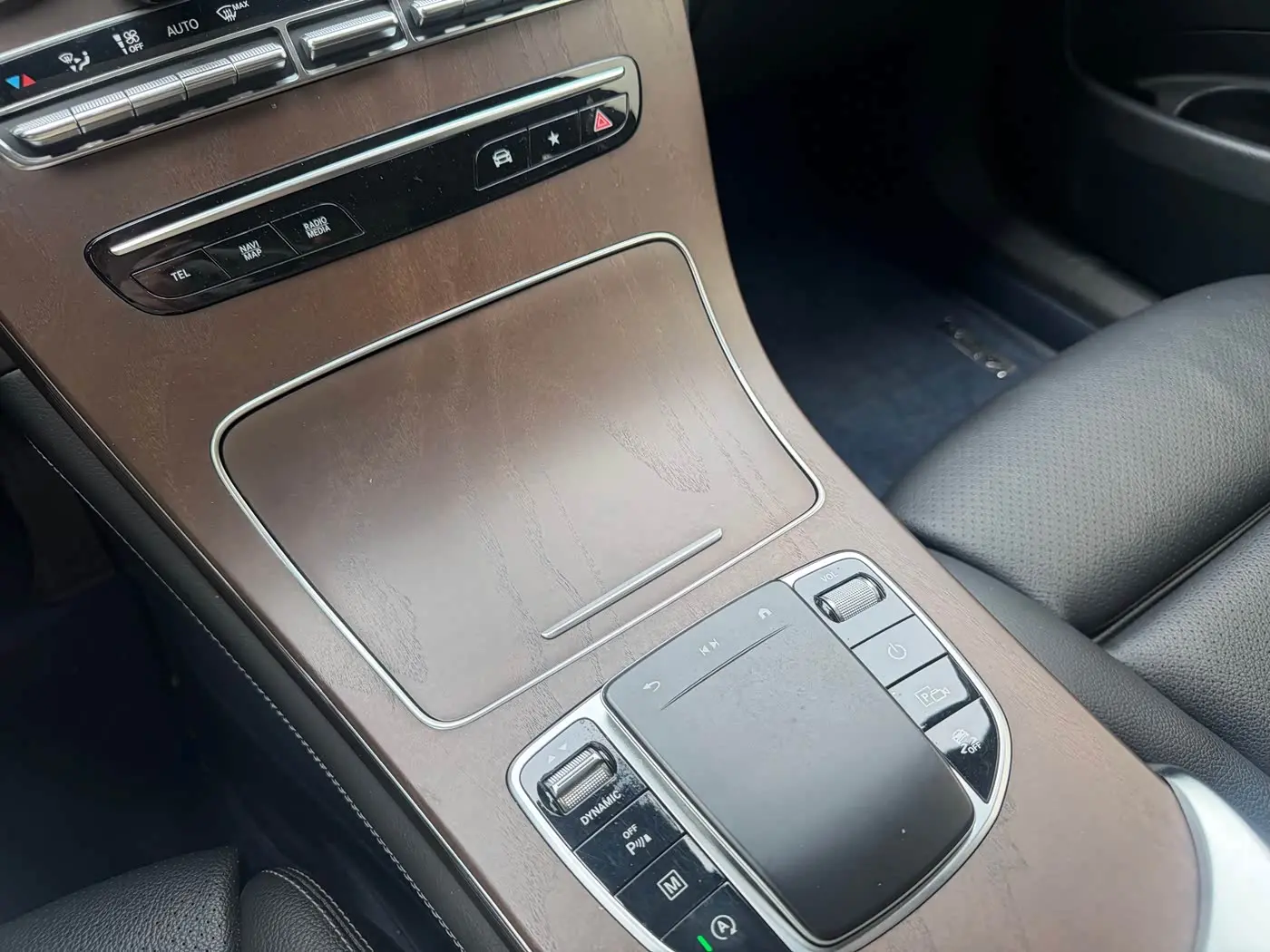Mercedes-Benz GLC 2022 — Фото 13/20