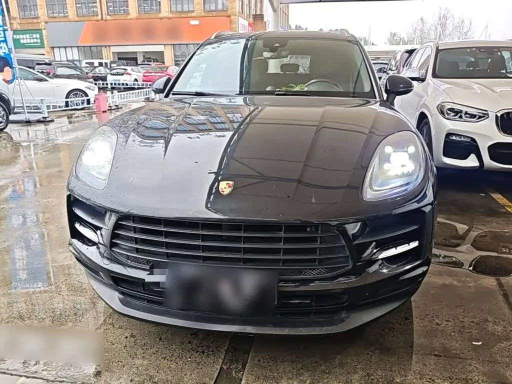Porsche Macan 2019 — Photo 3/20