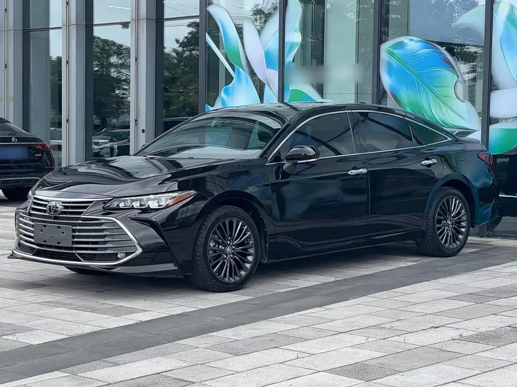 Toyota Avalon 2021 — Фото 1/20