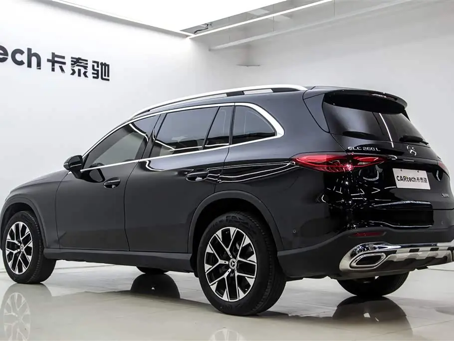Mercedes-Benz GLC 2023 — Photo 5/20