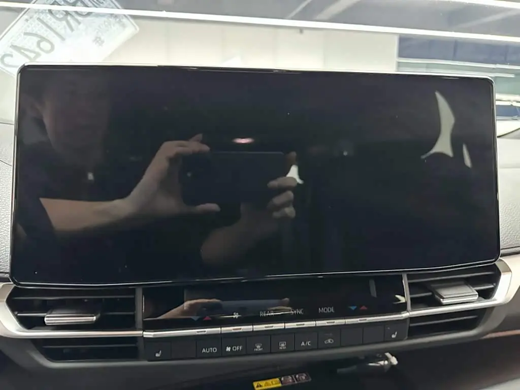 Toyota Granvia 2025 — Photo 11/20