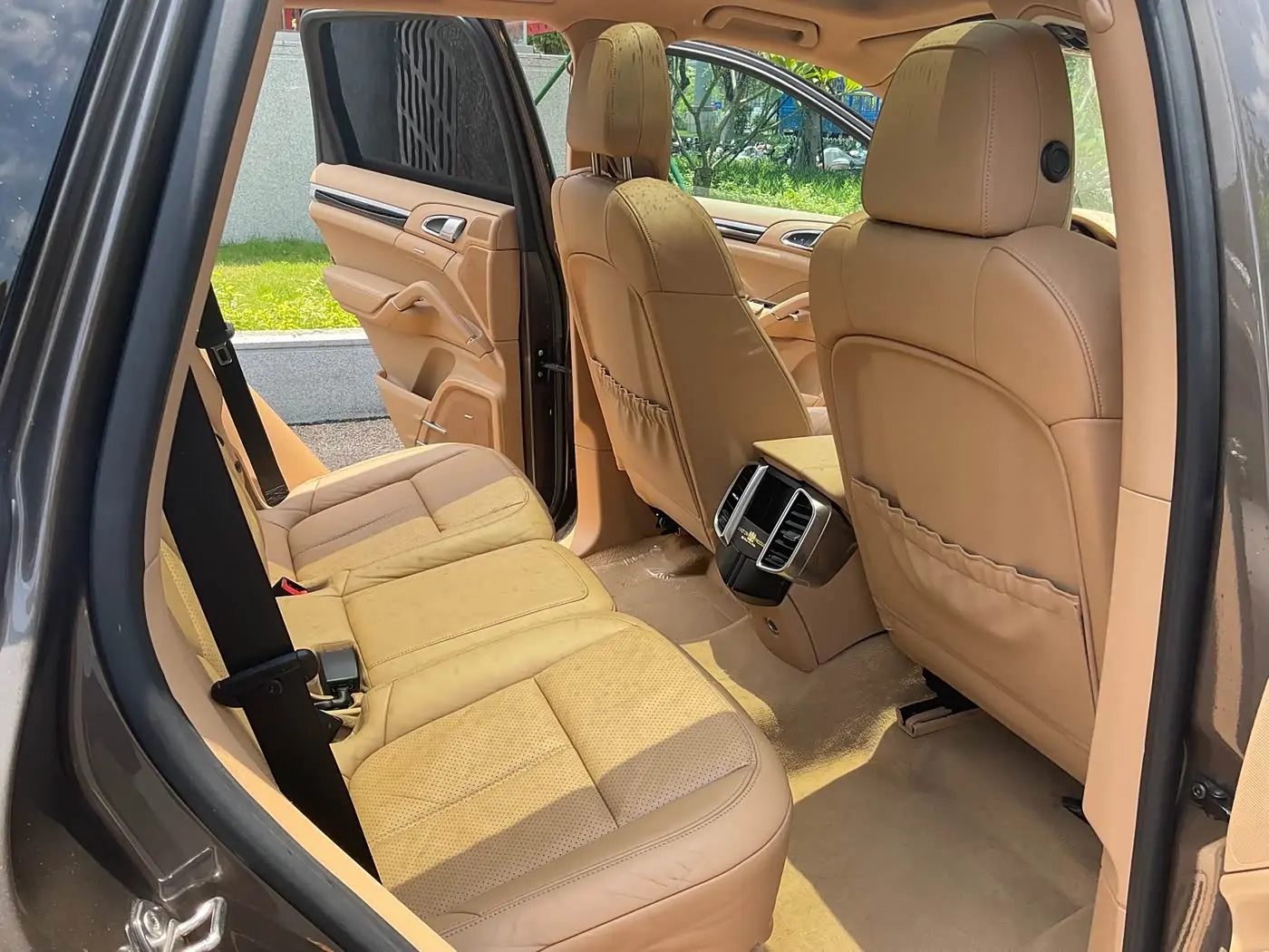 Porsche Cayenne 2013 — Photo 14/20