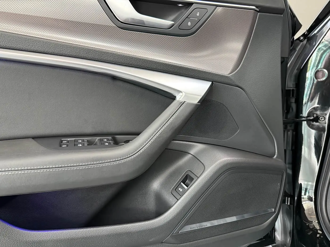 Audi A6L 2021 — Фото 15/18