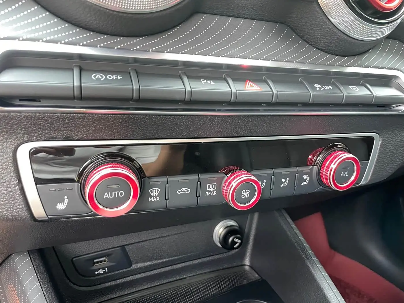 Audi Q2L 2022 — Photo 14/15