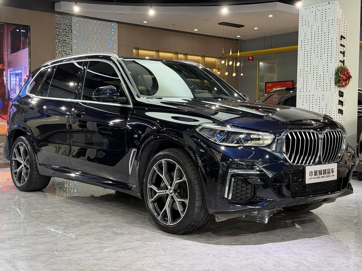BMW X5 2023 — Фото 3/17