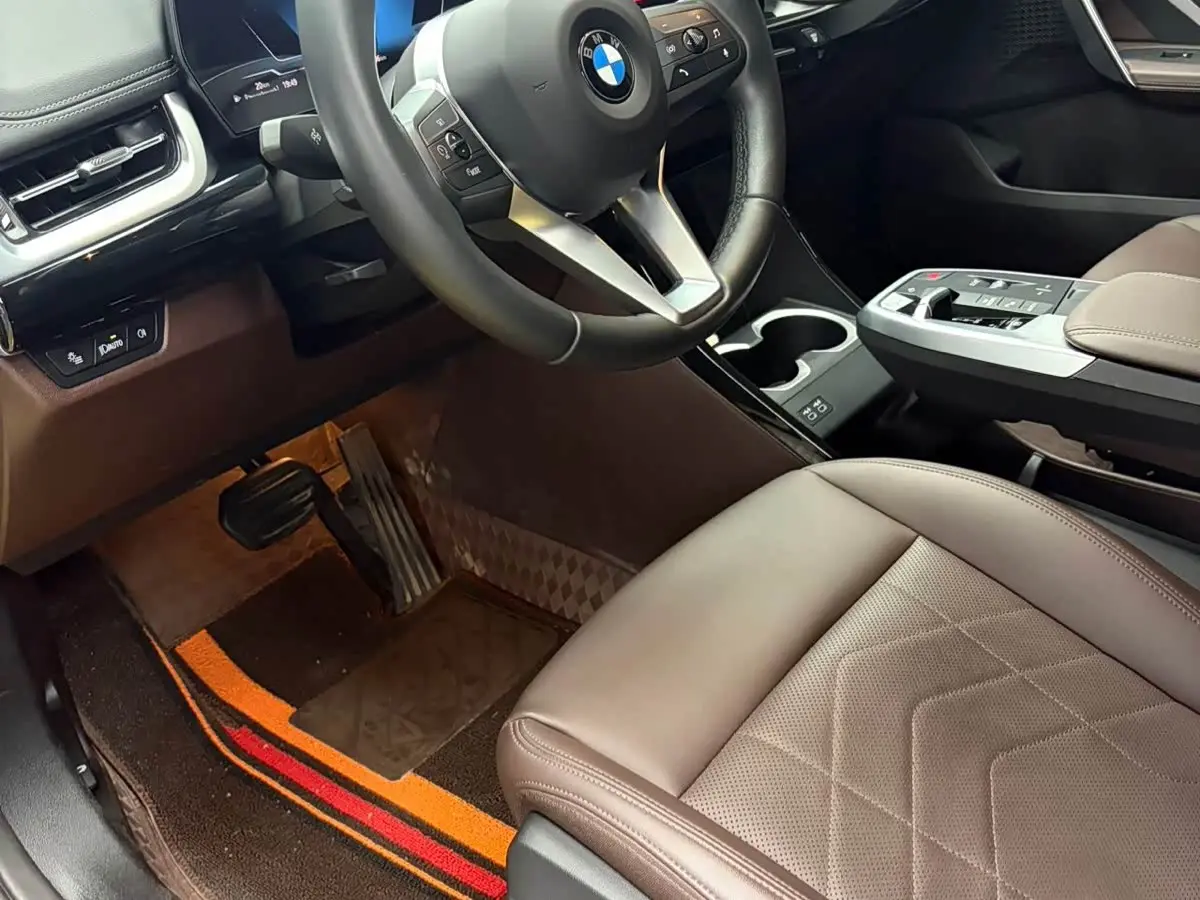 BMW X1 2023 — Photo 16/20
