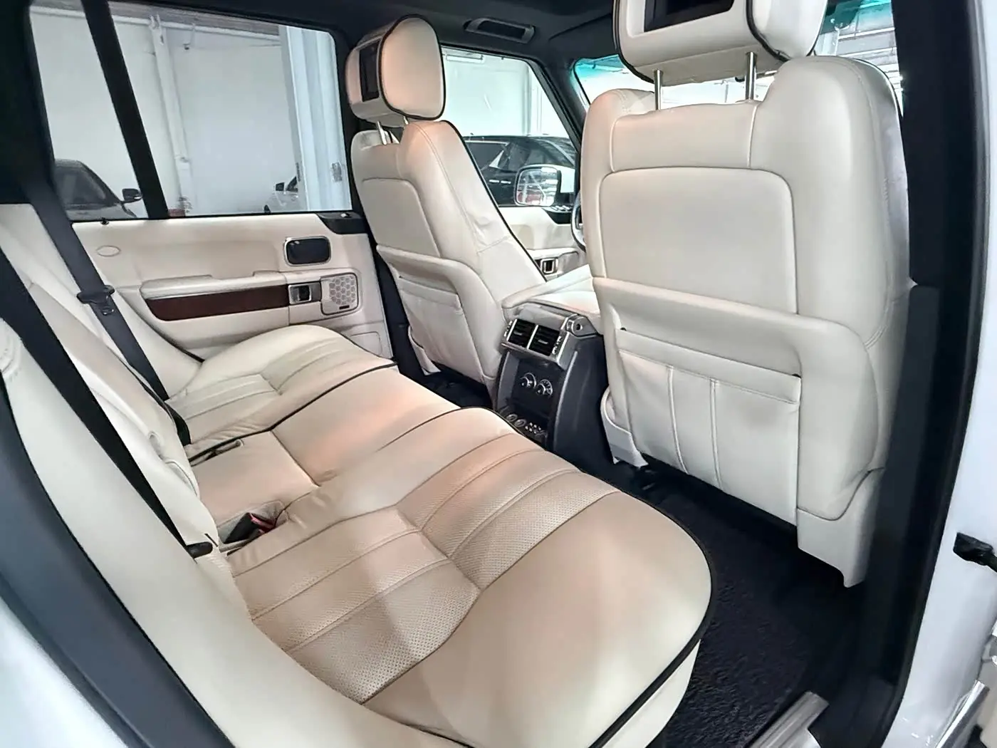 Land Rover Range Rover 2012 — Фото 10/11