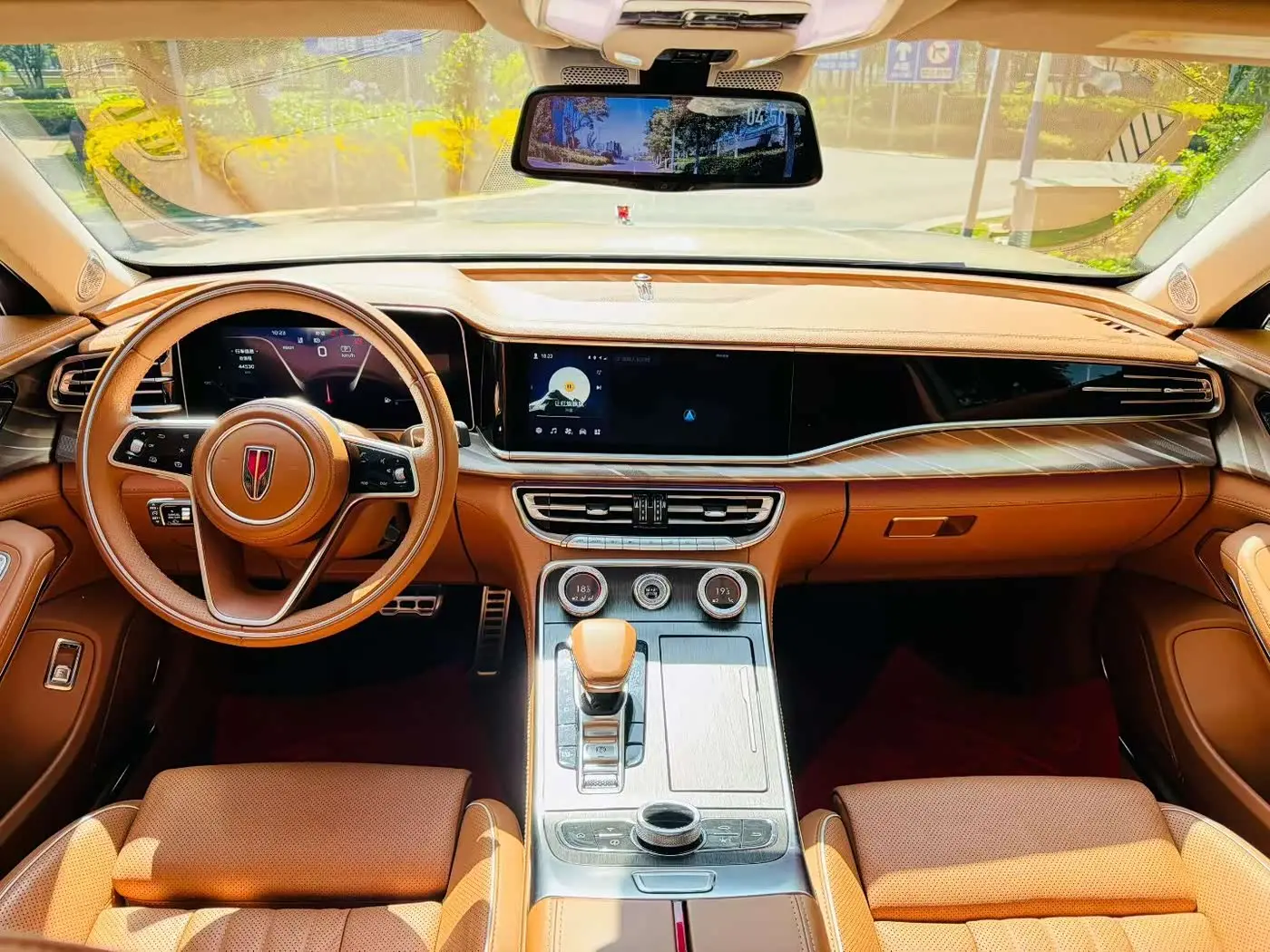 Hongqi H9 2023 — ფოტო 5/18