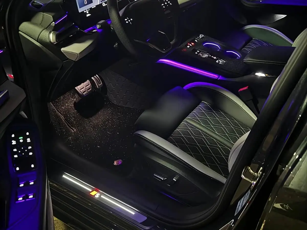 Audi A5L 2026 — Photo 5/15