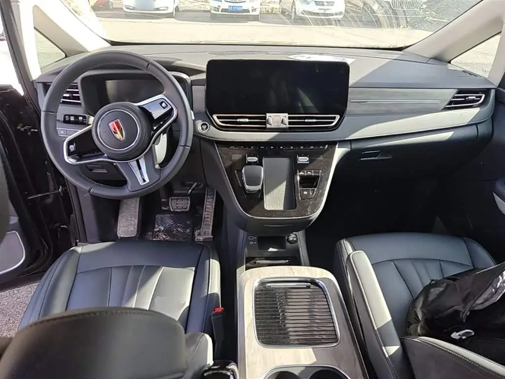 Hongqi HQ9 PHEV 2024 — Photo 10/20