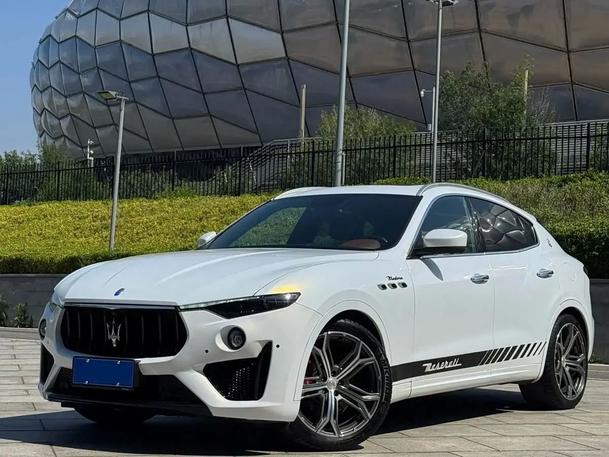 Maserati Levante, 2017