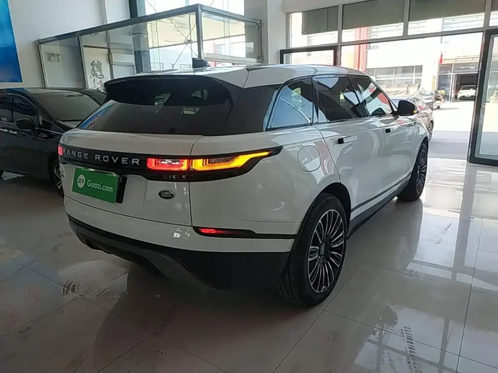 Land Rover Range Rover Velar 2019 — Фото 7/20