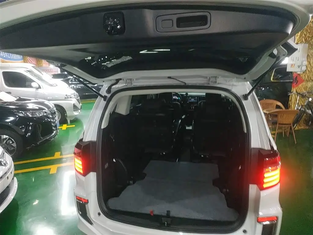 Honda Elysion 2021 — Photo 15/20