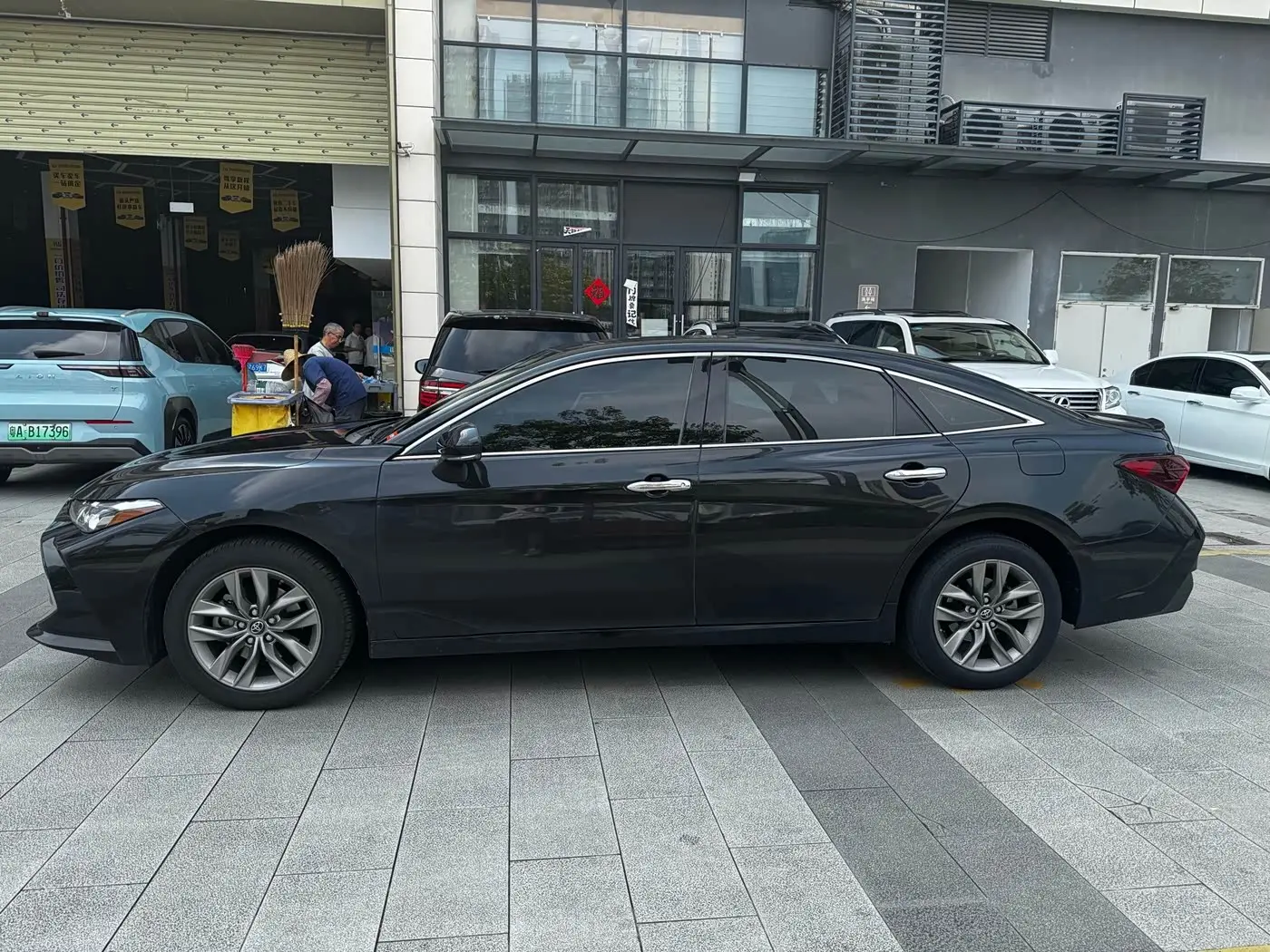 Toyota Avalon 2020 — Фото 3/9