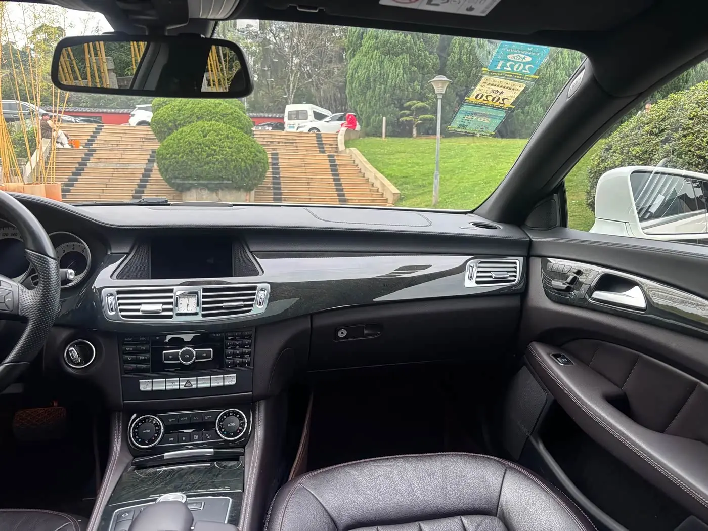 Mercedes-Benz CLS 2014 — Photo 9/20