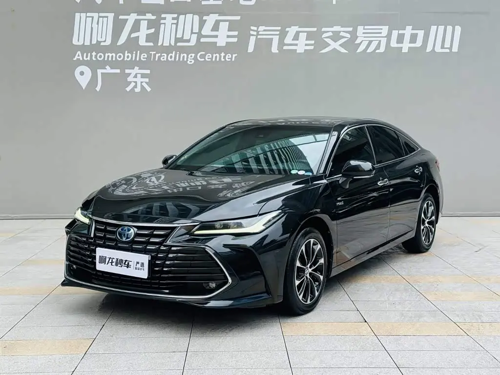Toyota Avalon 2023 — Photo 14/20