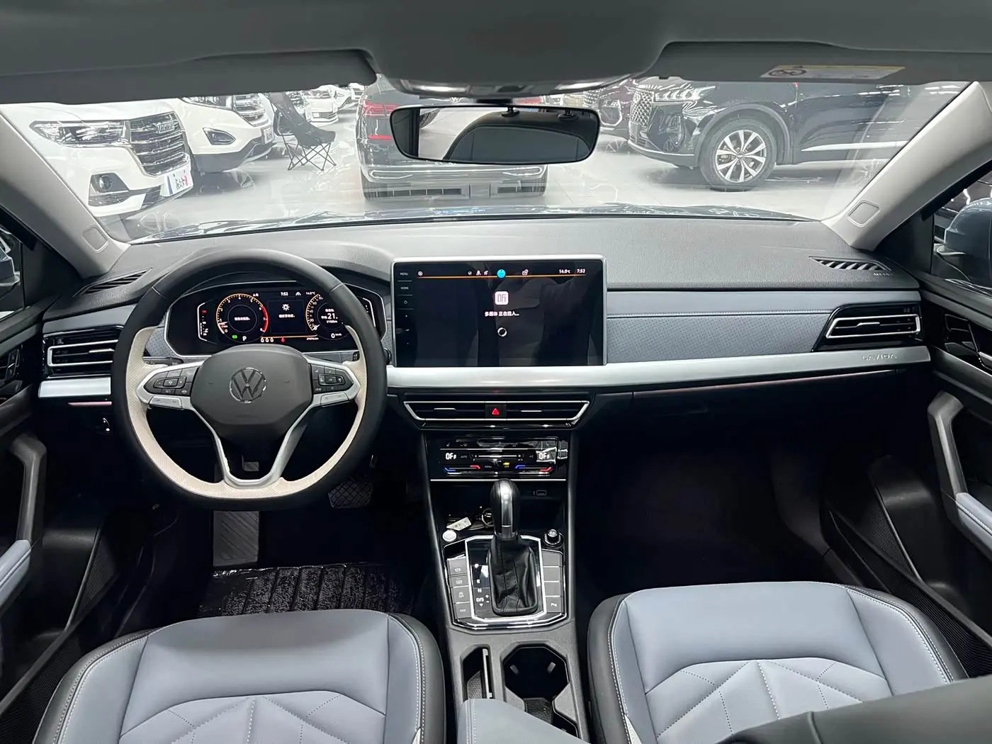 Volkswagen Lavida 2022 — Photo 5/20