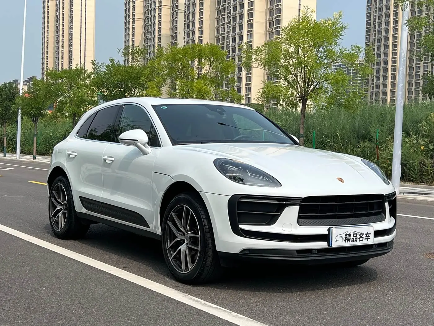 Porsche Macan 2026 — Фото 3/11