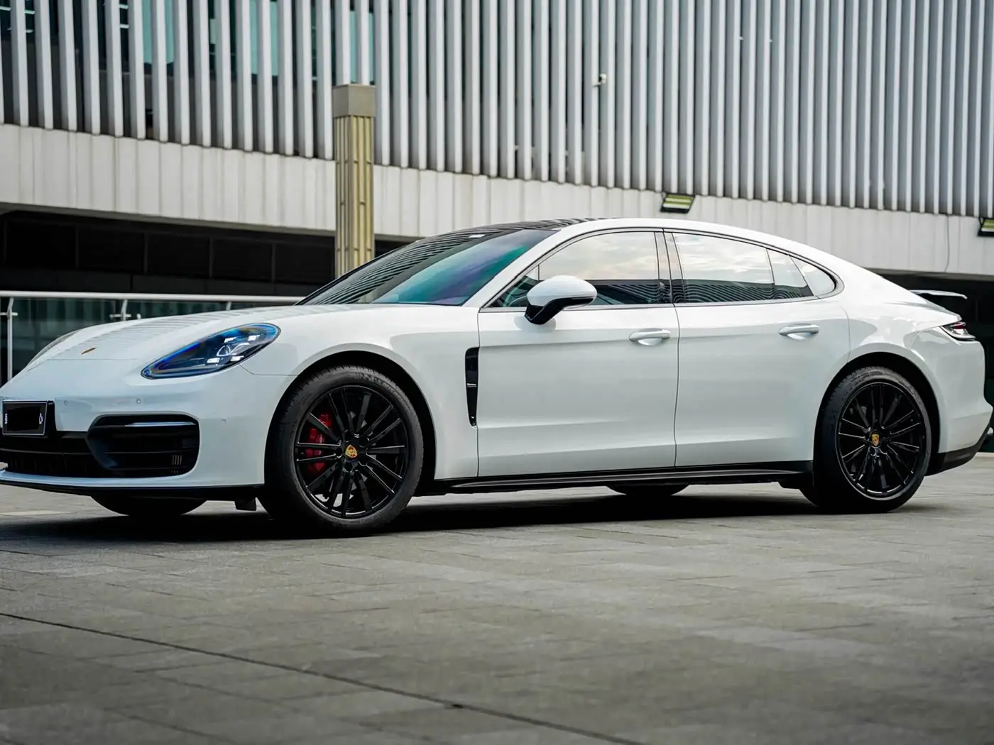 Porsche Panamera, 2022