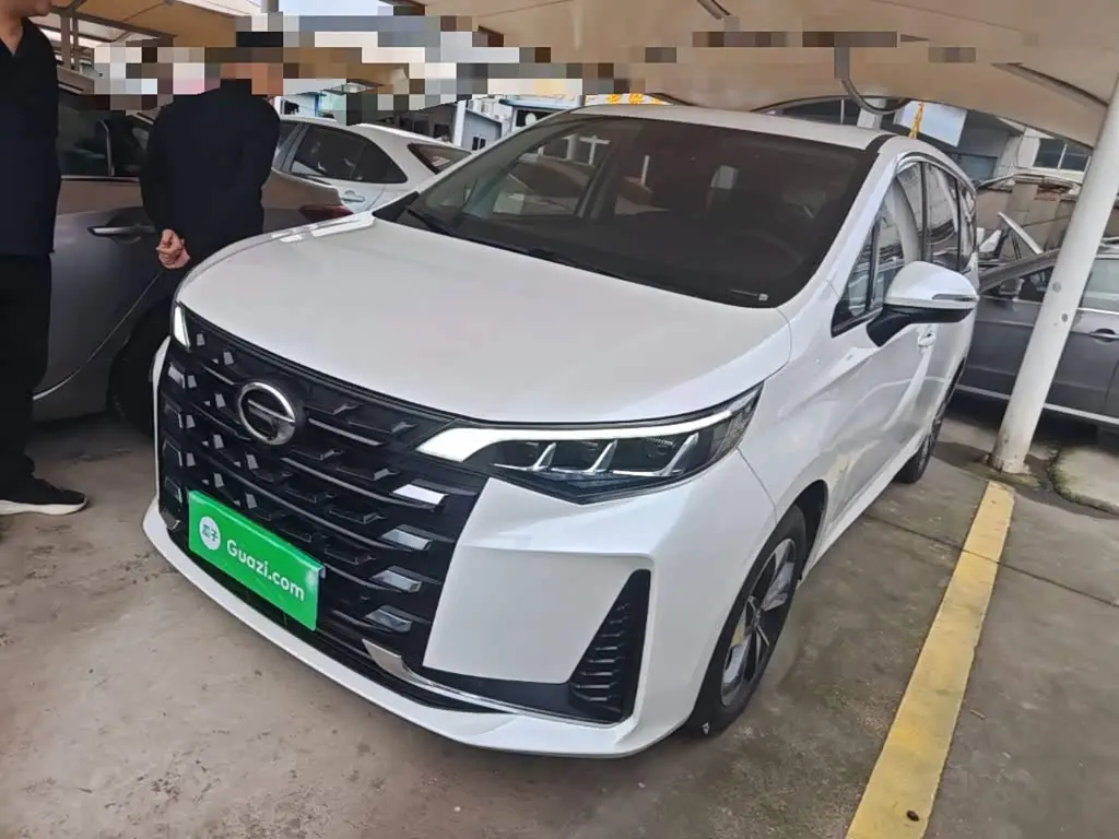 GAC Trumpchi Trumpchi M6 2024 — Photo 1/20