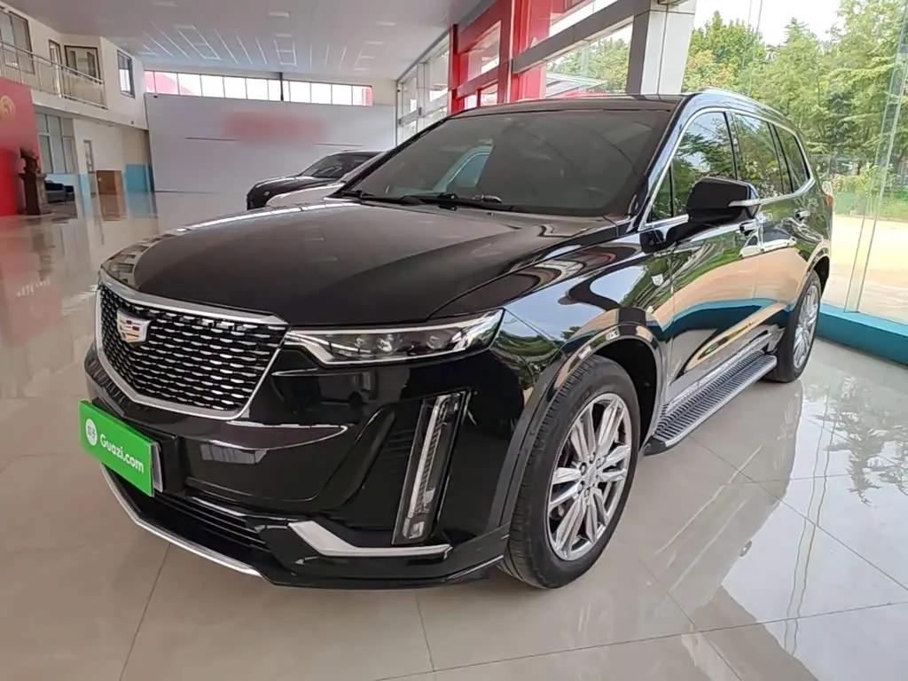 Cadillac XT6 2021 — Photo 1/20