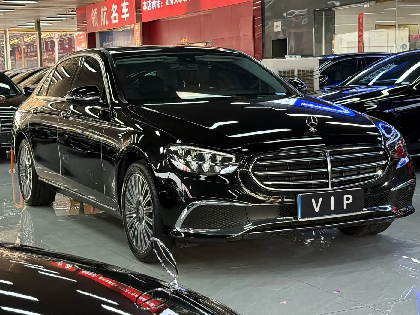 Mercedes-Benz E-Class 2022 — Photo 3/14