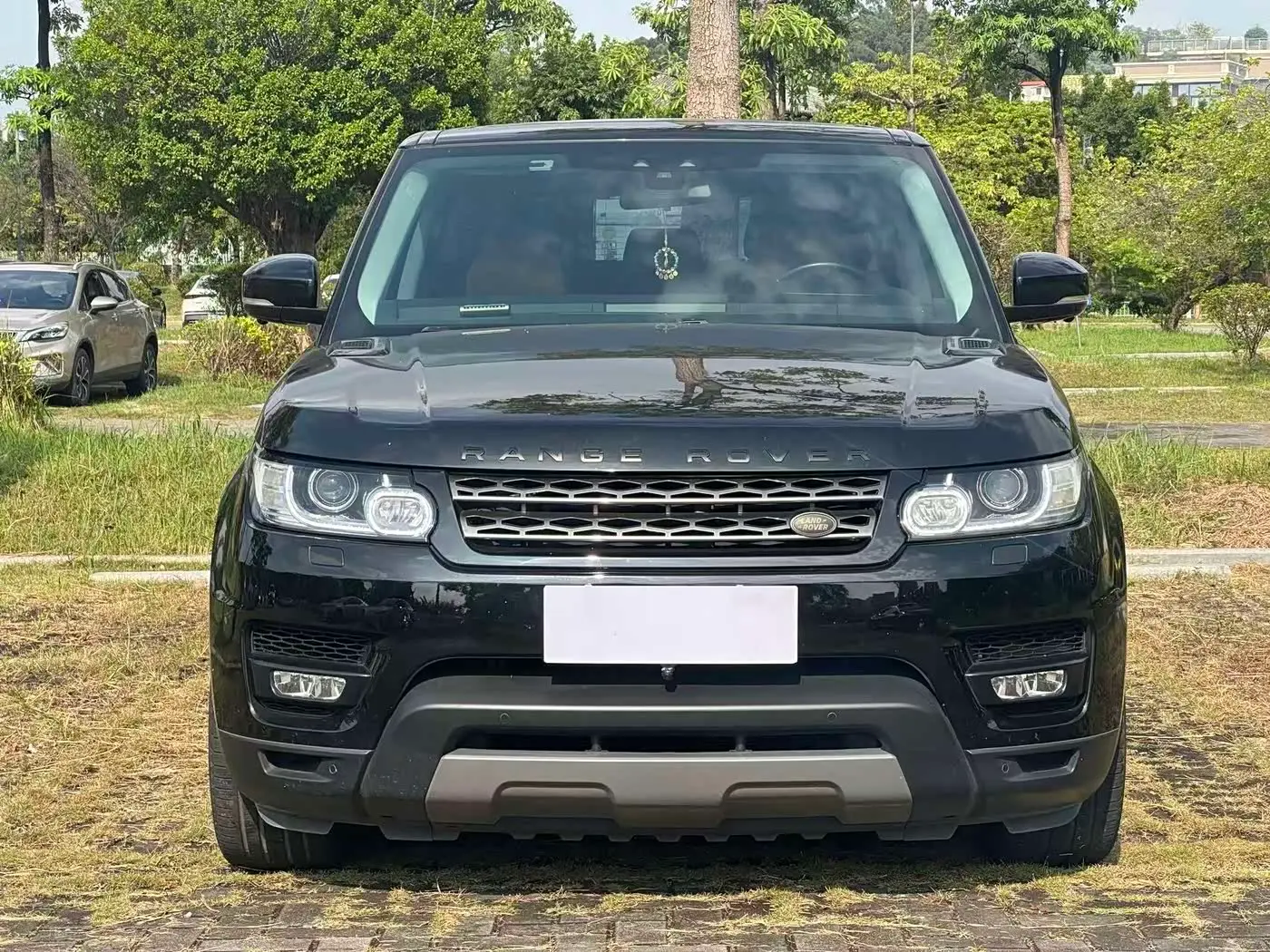 Land Rover Range Rover Sport 2017 — Фото 2/9
