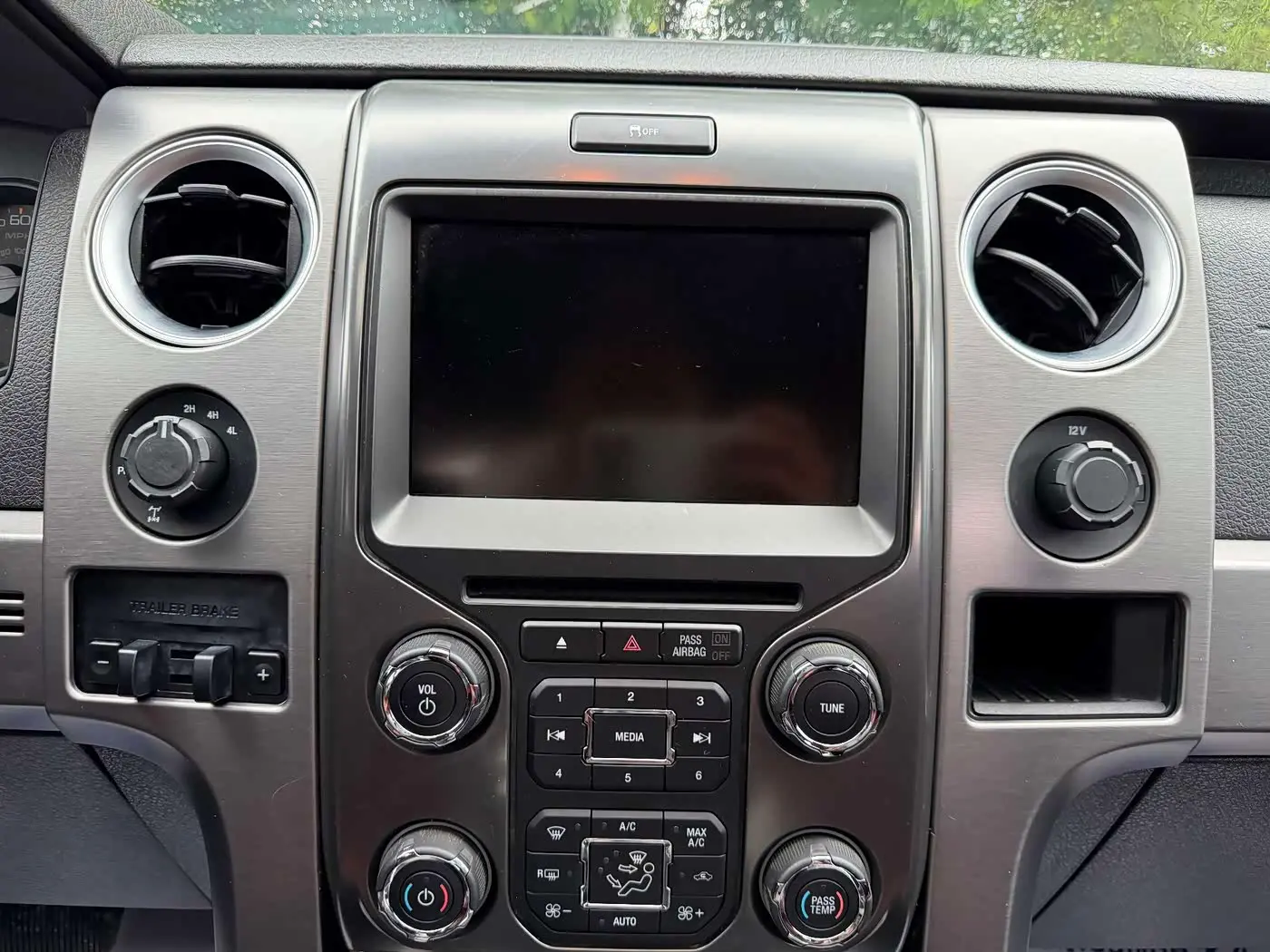 Ford F-150 Raptor 2015 — Photo 14/20