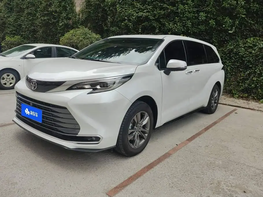 Toyota Sienna, 2026