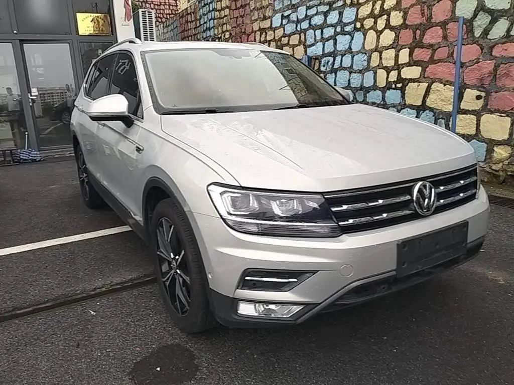 Volkswagen Tiguan L 2020 — Фото 4/20
