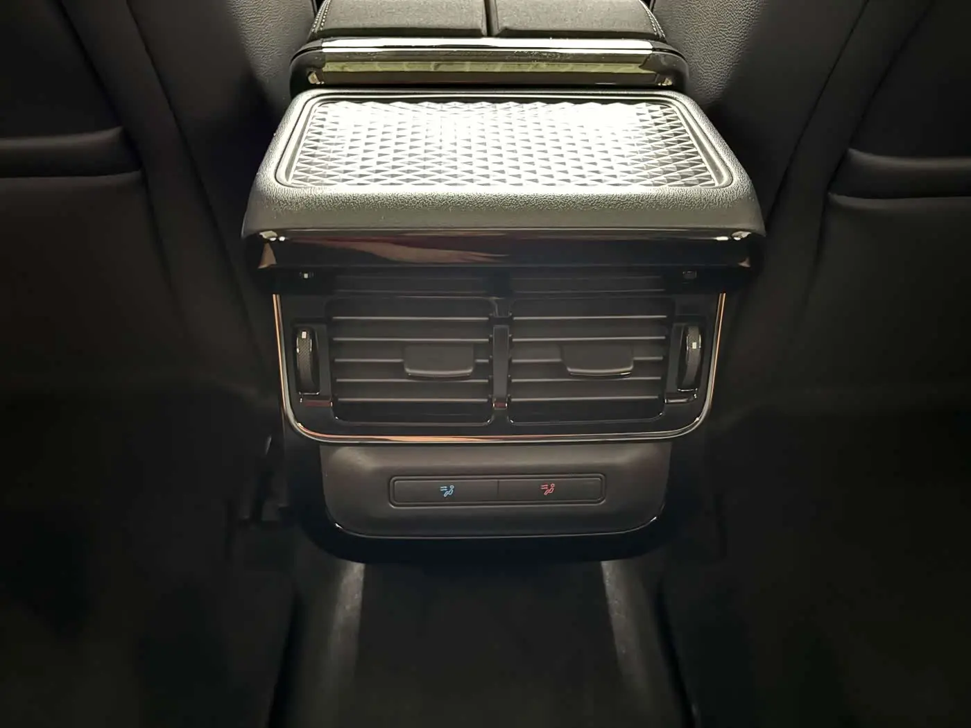 Land Rover Range Rover Evoque 2026 — Фото 20/20