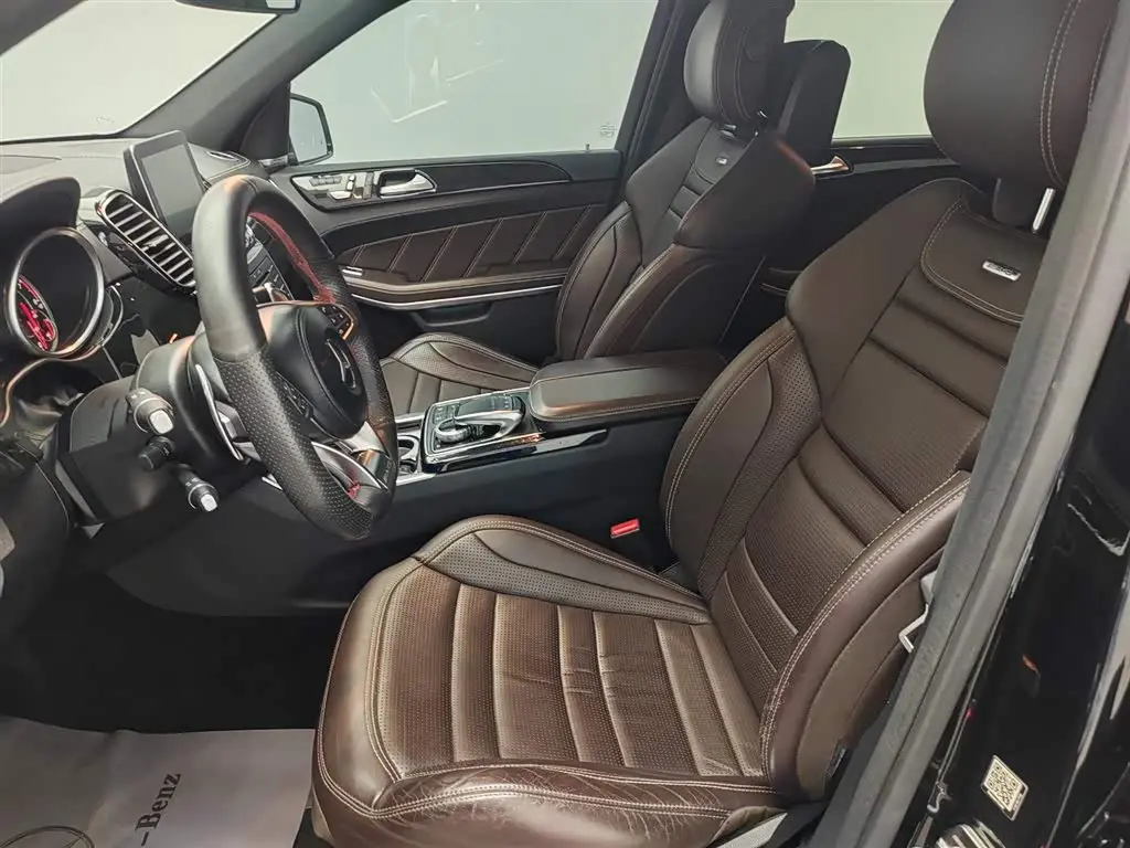 Mercedes-Benz GLS AMG 2016 — Фото 3/17