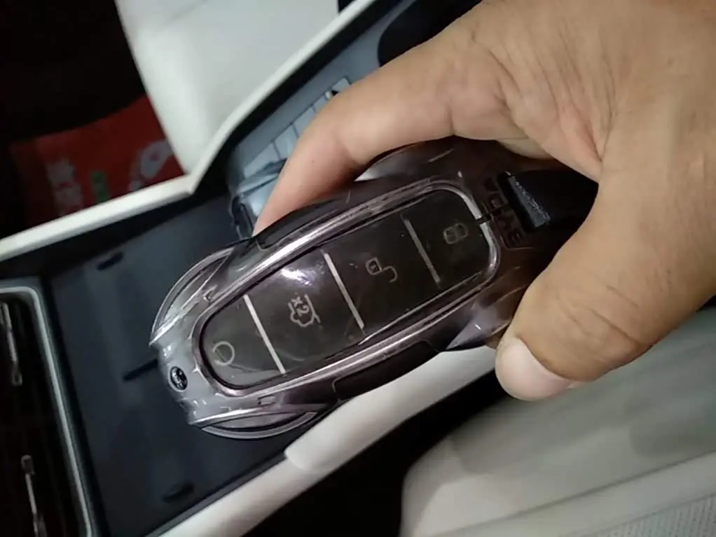 BYD Qin L 2025 — Photo 9/20